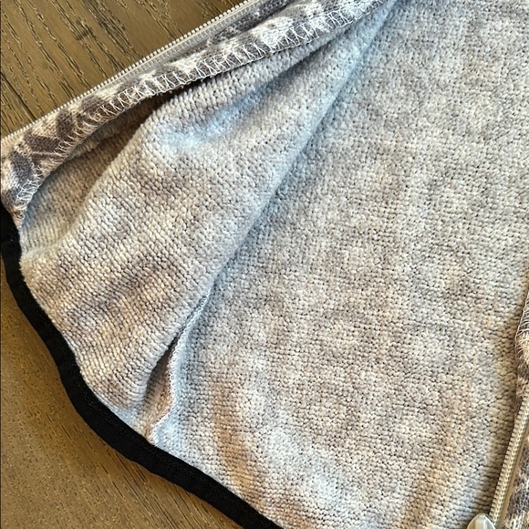 Reina Geometric Patterned Zip-Up Kids Sweater Jacket - Picture 10 of 10